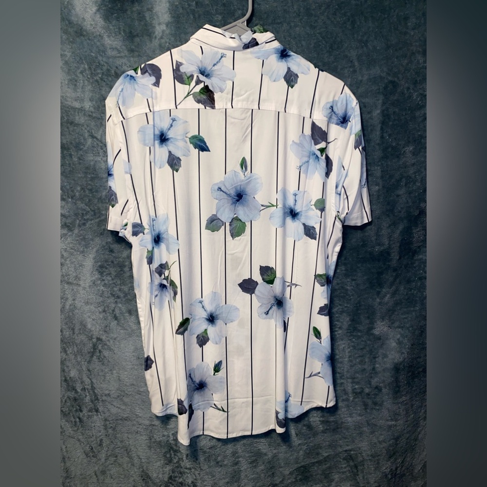 Guess button down - Picture 2 of 4